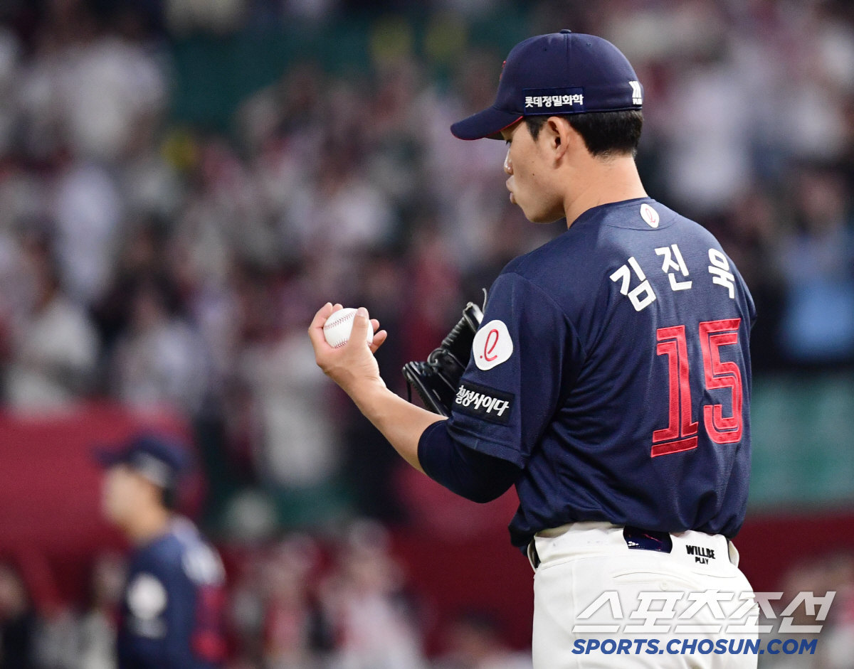 압도적 관심→데뷔 5년차에도 떼지 못한 '유망주' 꼬리표…김진욱의 도전과…