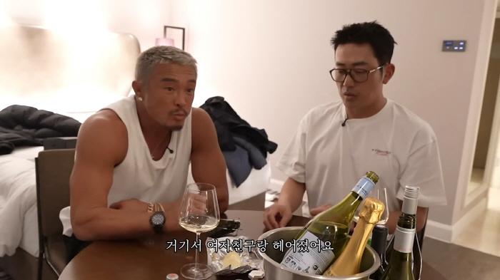[종합] 하정우 "13년전 여친과 첫 하와이 트럼프호텔 갔다..여친과는 …
