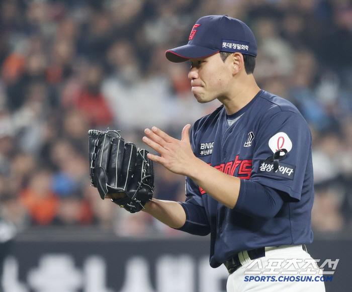 '류현진표' 체인지업은 딱 4구뿐…"첫 타자에 11구, 힘이 쫙 빠졌다"…