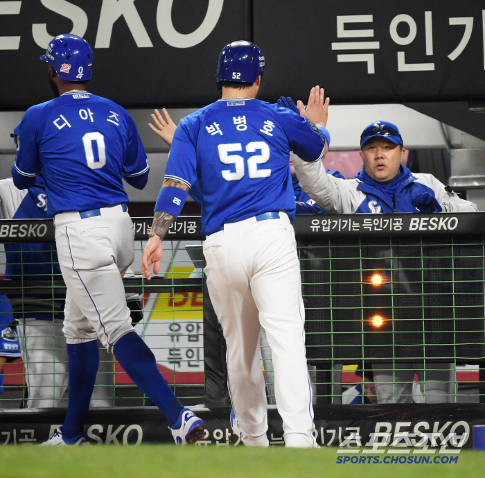 '구자욱 거르고 박병호와 승부?' 자존심 상한 국민 거포...'역전 적시…