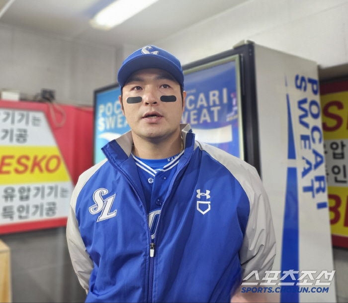 "다시 일어나서 안될" '절대 1강' 무너뜨린 '대타 4번'의 묵직한 한방, 하지만 웃을 수 없었다
