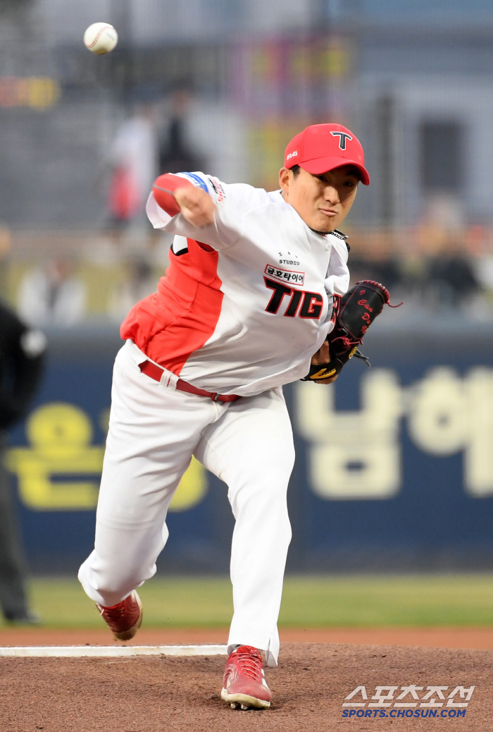 "KIA, 삼성전은 무조건 선발" '천적 맞대결'로 막을 연 우승 후보의…