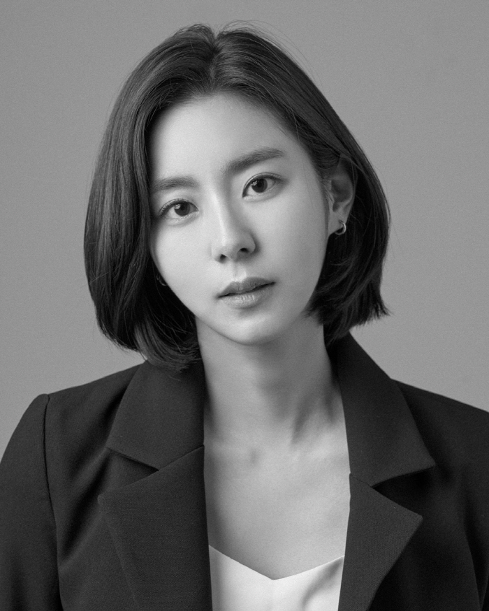 유이, 연극 '바닷마을 다이어리' 성료.."정말 아쉽고 벌써 무대가 그리워"