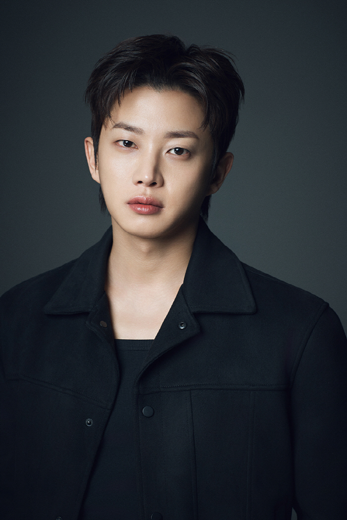 [공식] 김민석, 지창욱과 한솥밥 먹는다…스프링 컴퍼니 전속계약