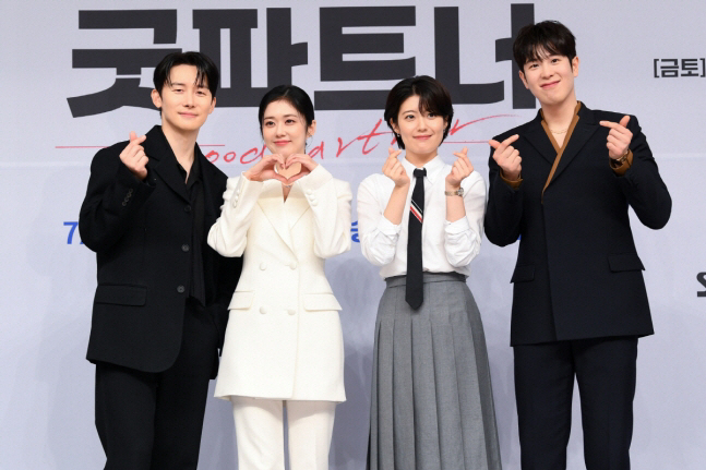 [공식] 장나라 '대상작' 돌아온다…SBS '굿파트너' 시즌2 제작 확정