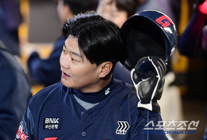 시즌초 롯데 고질병 '부상병동' 발동? 손호영마저 1군 말소, 고승민→황성빈→손성빈 이어 또 이탈 [대전In&Out]