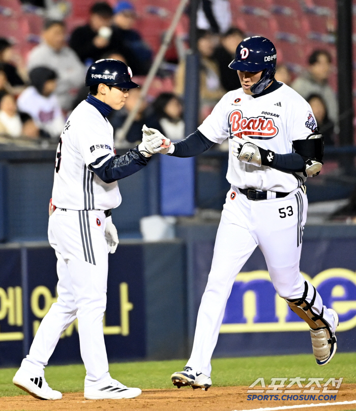 3실책 1폭투 땡큐! 두산, 2홈런 곁들여 키움 6-1 완파! 시즌 첫 …