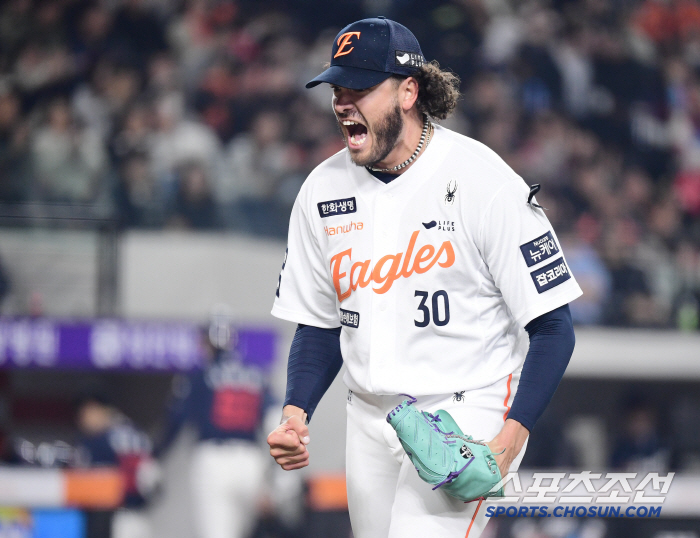 202안타 외인 부활! 침묵 깨고 결승타 포함 3안타 '불방망이'→폰세 …