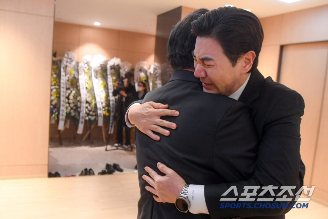 故 현미, 오늘(4일) 2주기...천국서 공연 중일 여전히 '그리운 목소…