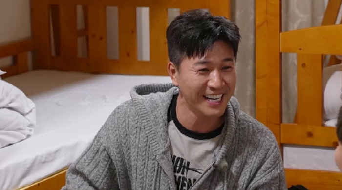 전현무, '4월 결혼' 김종민 청첩장 받고 부러움 폭발 "김종민 너마저!…