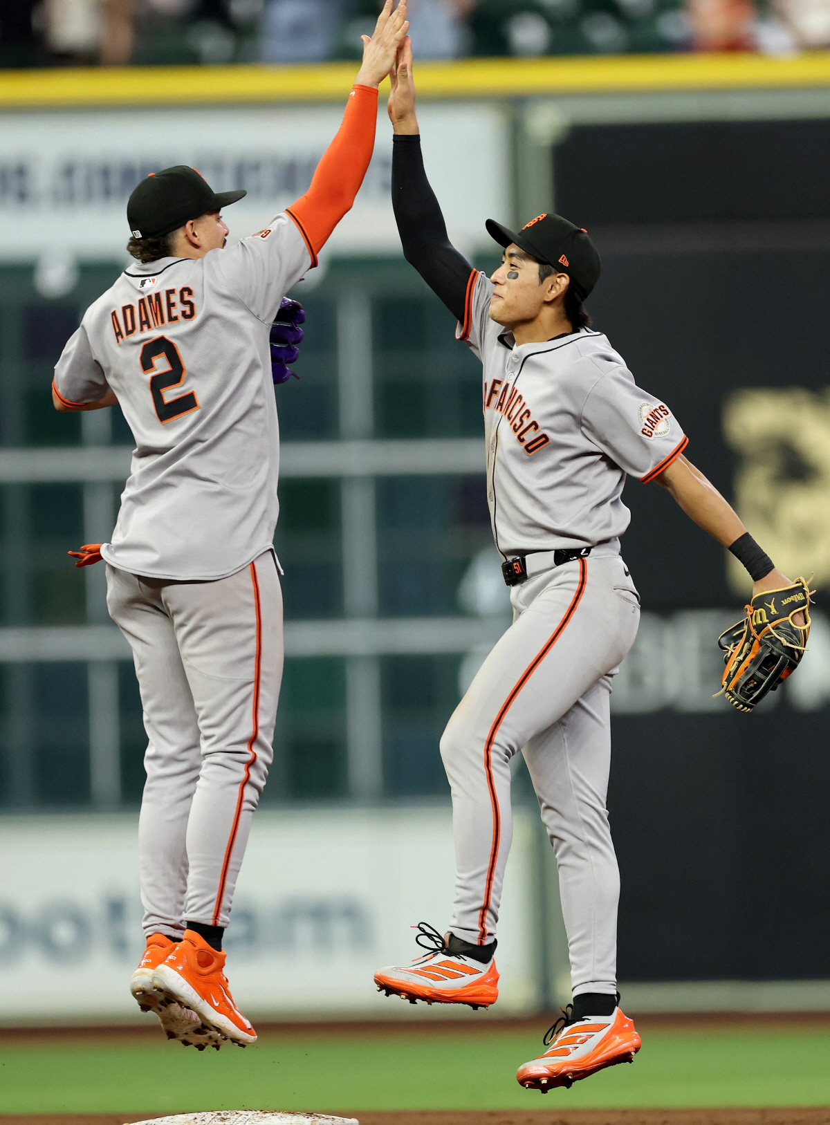 "정후 T셔츠 받으러 가자!" SF가 이정후를 위한 특별 응원석 만들었다…