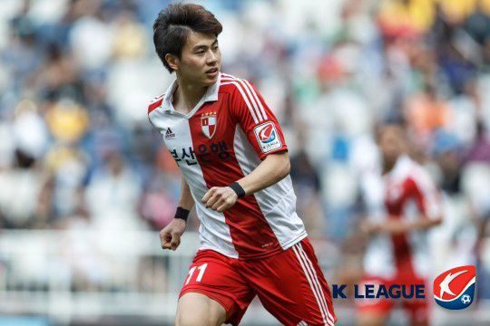 '꽃미남 공격수' 임상협, 현역 굿바이! "축구는 내 인생 그 자체, 팬…