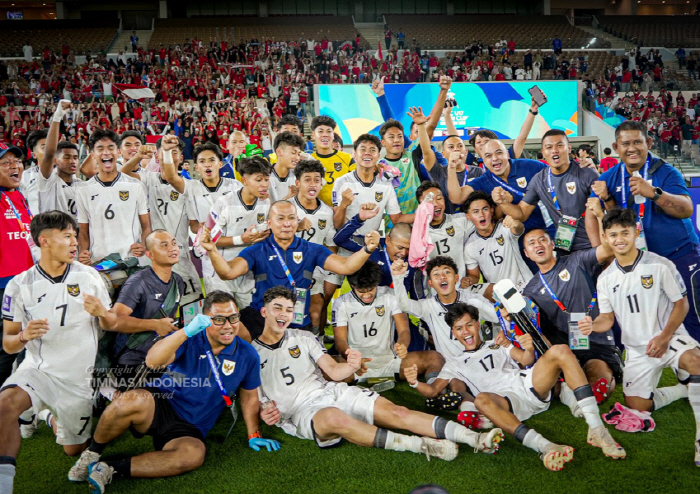 "한국 이겼다고 감격하지 마!" 인도네시아 축구 새 역사 작성, U-17 대표팀 사상 첫 승리 '韓 충격패'