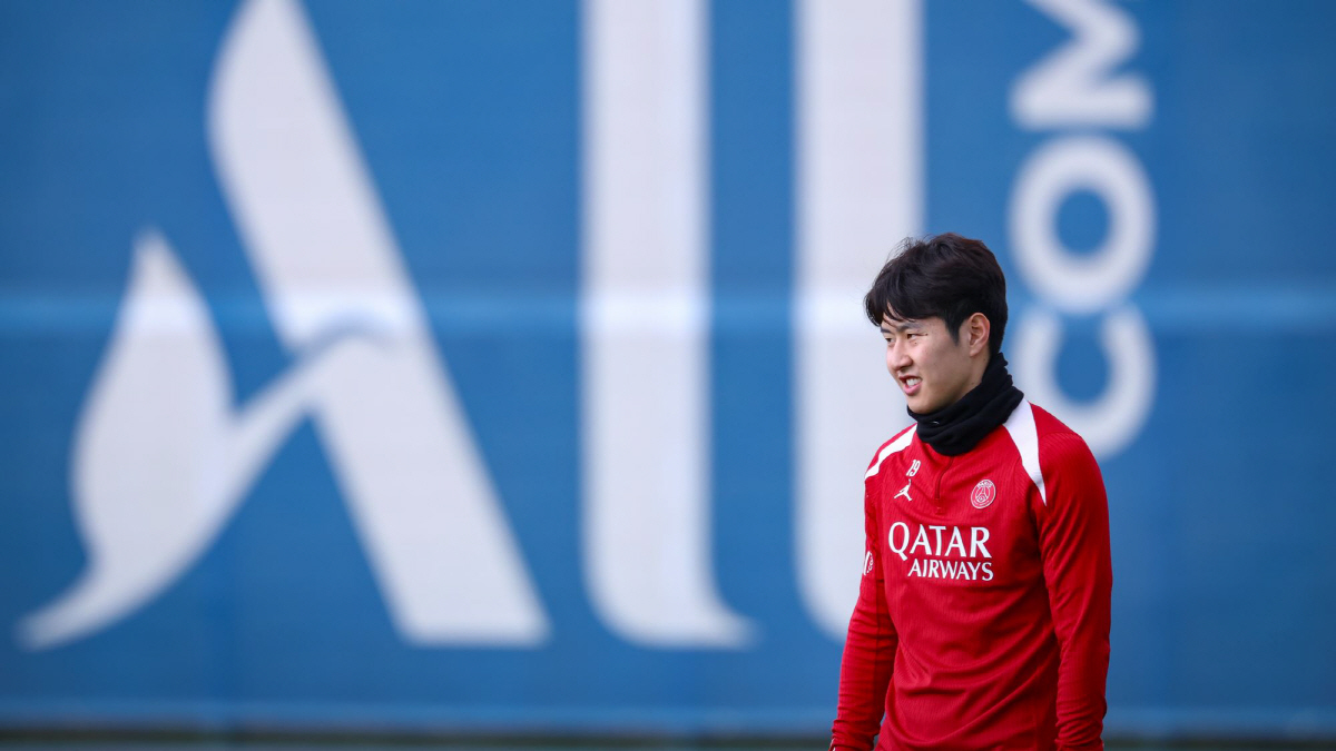 韓 축구 웃는다! '또 한 명의 프리미어리거 나온다' 이강인, 'SON …