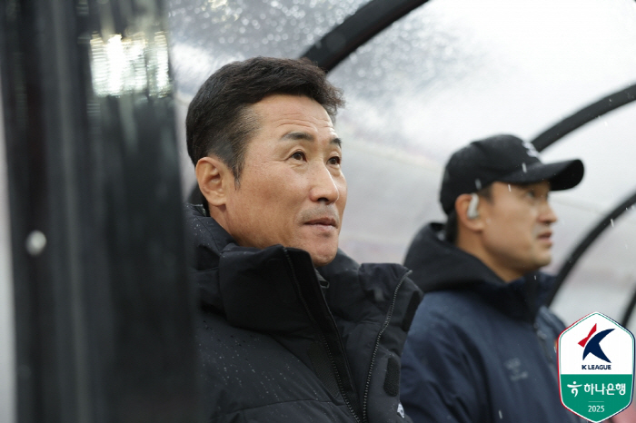 [현장인터뷰]변성환·이을용 이구동성 "K리그2 엔트리 18명→20명으로 늘립시다"