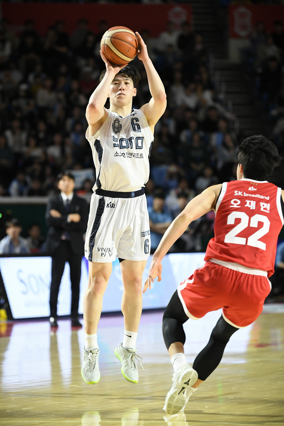 '꼴찌 면했다' 소노, 우승팀 SK에 이변의 25점차 대승…최종전 상관없…