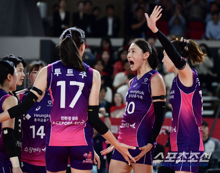 라스트 한 판 더! 김연경 이대로 못 보내 → 정관장 불굴의 의지, 챔프…