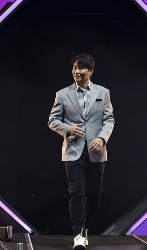 '형이 왜 거기서...' 이상수 결승행 직관 '원조닥공'이동국"탁구 매력…