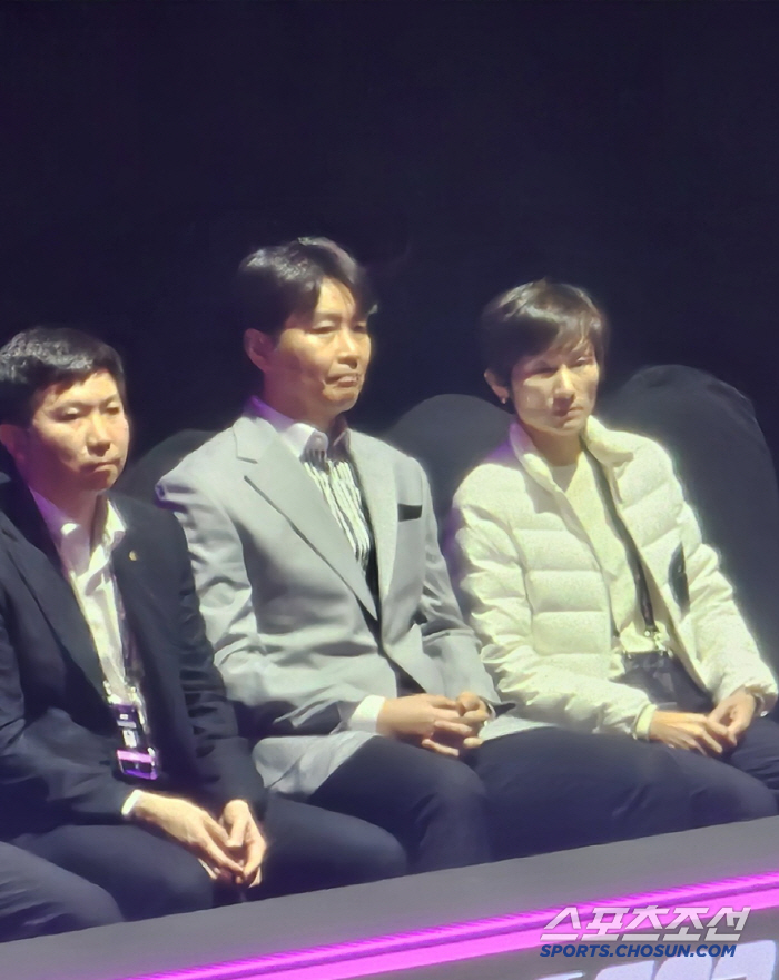 '형이 왜 거기서...' 이상수 결승행 직관 '원조닥공'이동국"탁구 매력…