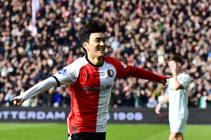 韓 축구 엔진 고장났다! '대체 불가' 한국 중원 핵심, 확실한 부상 O…
