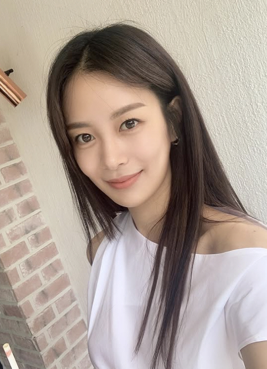 '버닝썬 여배우 루머' 해명한 송다은, 승리→BTS 지민 열애설 악플에 극대노 "내가 욕먹을짓 했다고?"[SC이슈]