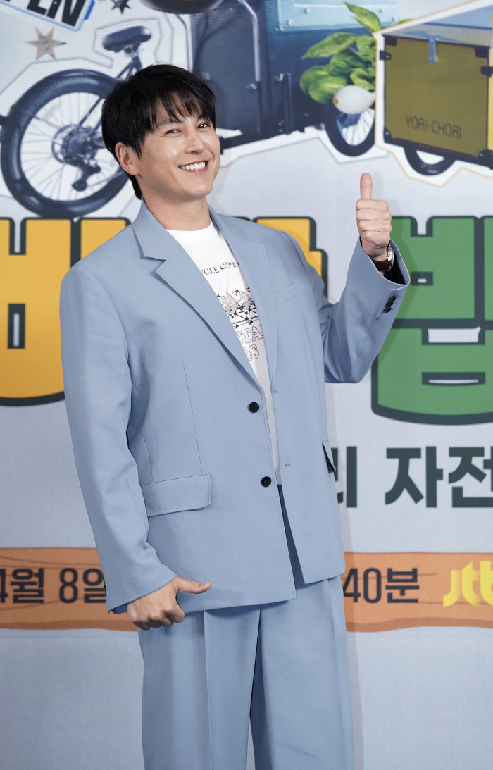 '밥장사' 류수영 "실제 장사도 이렇게는 안 해, 매일 100인분 준비"