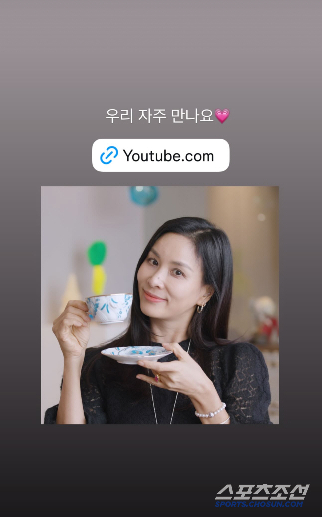 데뷔 33년 만 리얼예능 대신 유튜브 선택한 고소영 "자주 만나요"