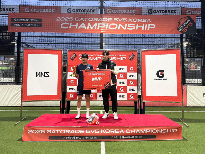 '감독 변신 일냈다!' 이동국FC, 한국 대표로 뮌헨 간다! '2025 …