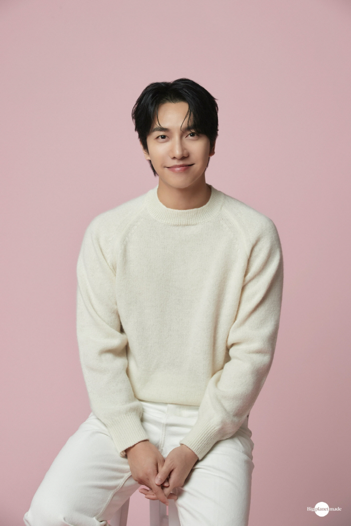 이승기, "후크 5억 8100만 지급하라" 판결 왜 나왔나 보니…"고의로 신뢰관계 파괴"