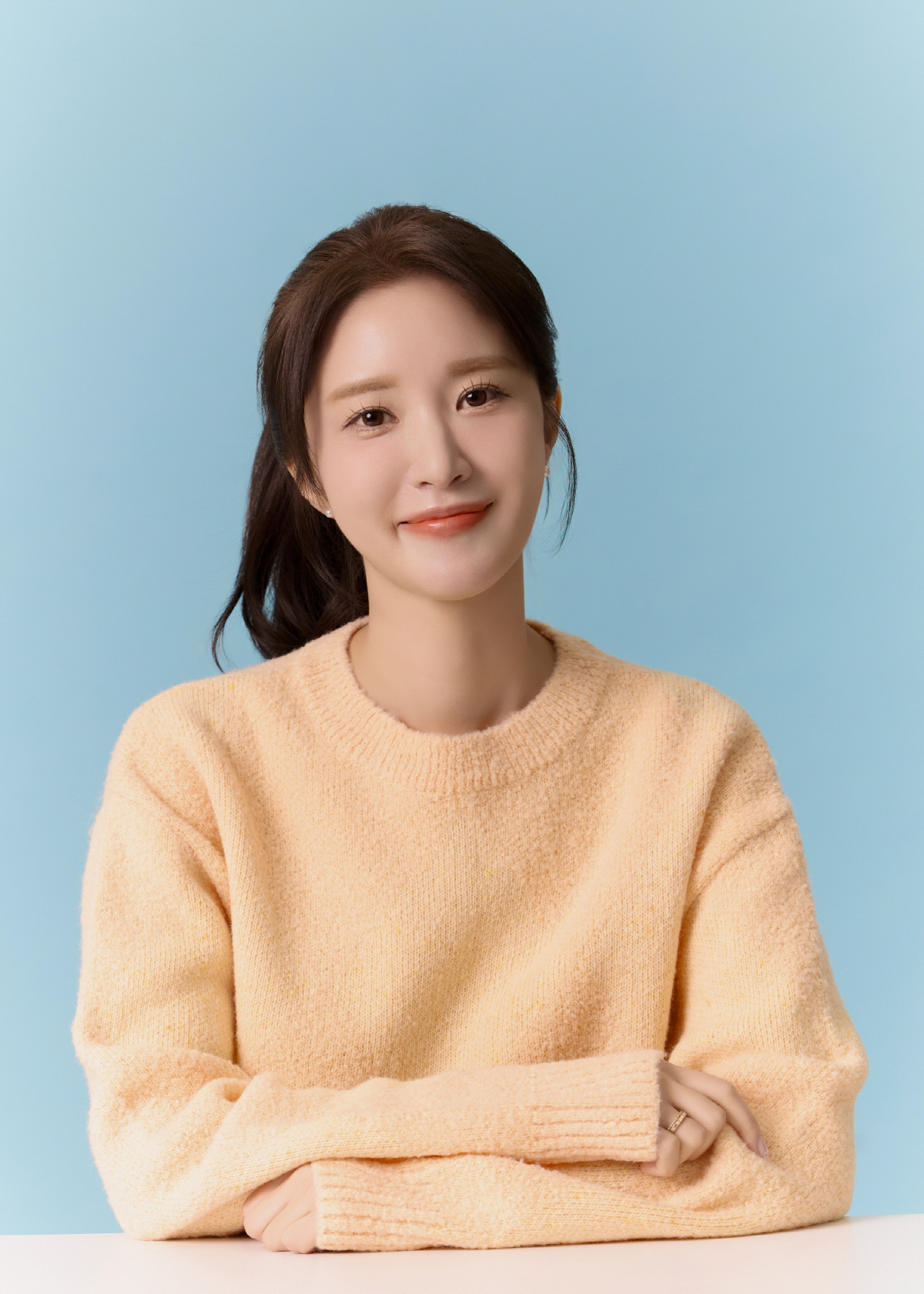 소설가 아나운서 박가영, 씨엘엔 스튜디오와 전속계약.."다양한 분야 전폭…