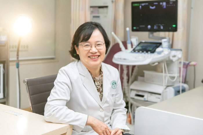 자궁경부 질액으로 조산 예측…새로운 바이오마커 발굴