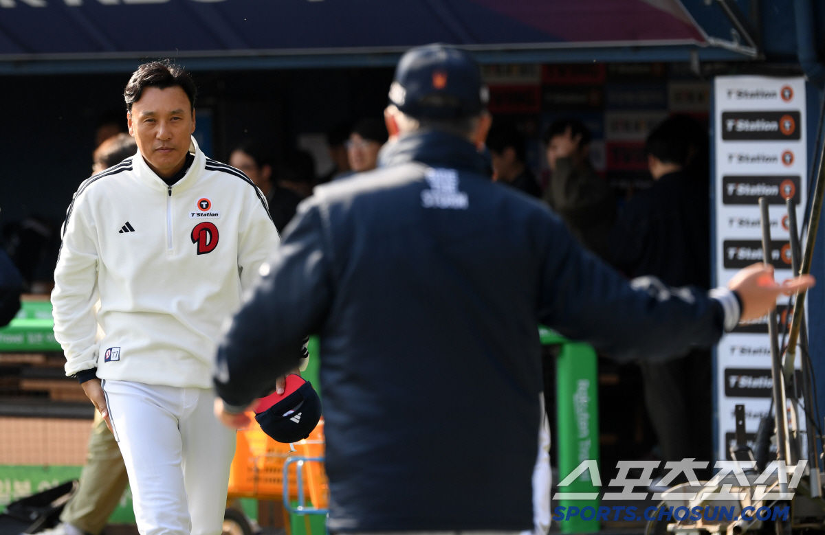 '퓨처스리그 폭격' 4할 타자 하주석 콜업한 김경문 감독...믿는다[잠실…