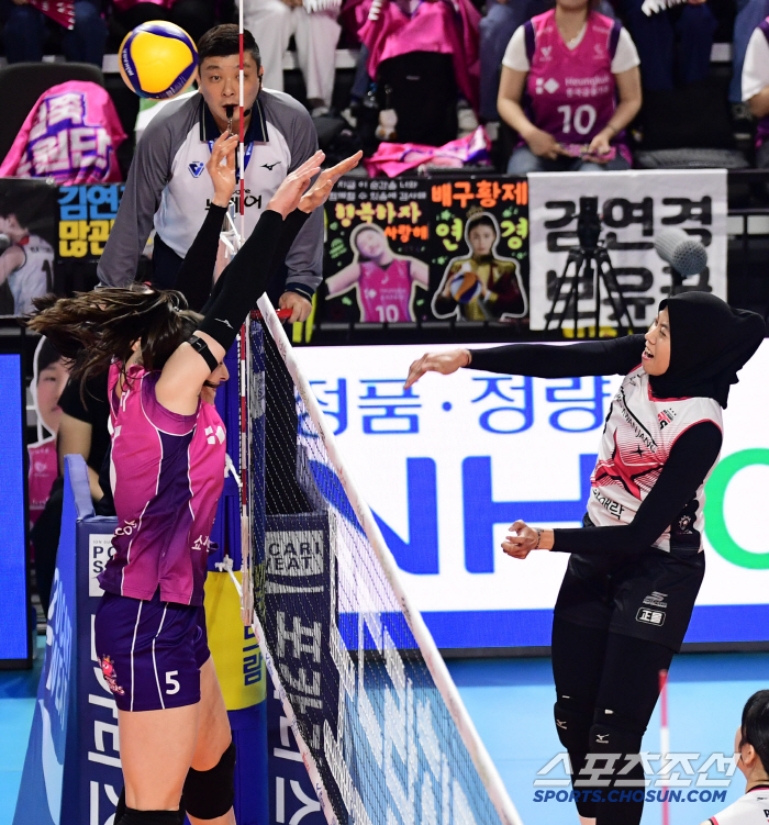 하늘이 김연경에게 우승을 허락했다. '역대급 챔프전' 흥국생명 3대2 승…
