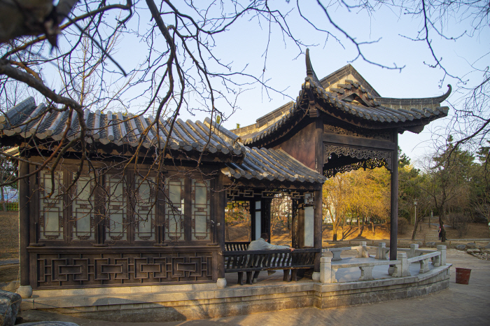 당일치기로 떠나는 해외여행…이국적 분위기 물씬 국내 여행지 어디?