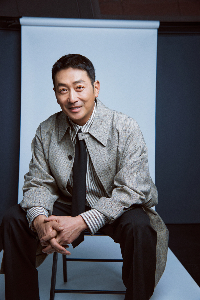 [SC인터뷰] "나이 먹고 쿨해졌다"…'로비' 감독 하정우, 자신감 이유 있네(종합)