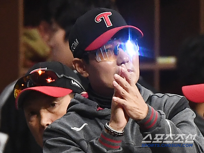 '미친 승률 0.917' 무적 LG의 염경엽 감독이 하는 걱정은 무엇일까?