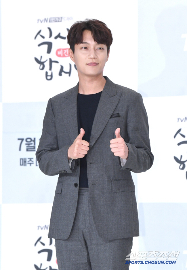 윤두준, 하이라이트 컴백 앞뒀는데…"그냥 죽여 달라" 읍소('K-밥')