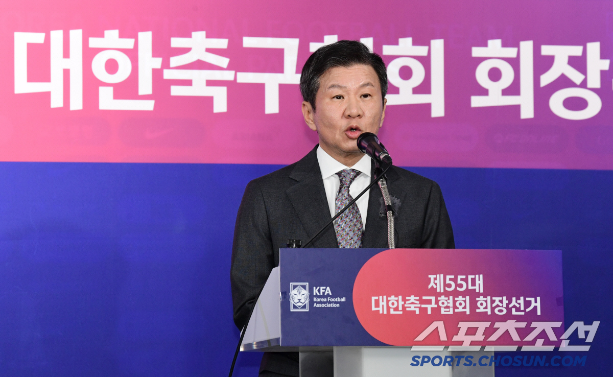 [오피셜]"박항서→신태용 부회장 선임" '4선' 정몽규 회장, 55대 집…