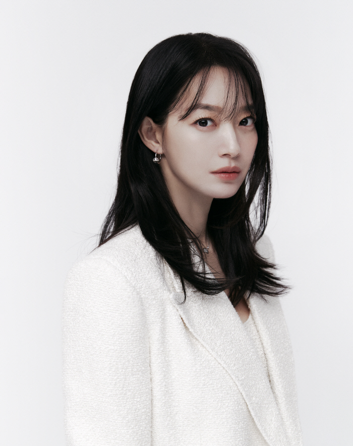 [인터뷰②] '악연' 신민아 "차은우 이상형? 그건 아주 예전 일..♥김우빈 질투NO"
