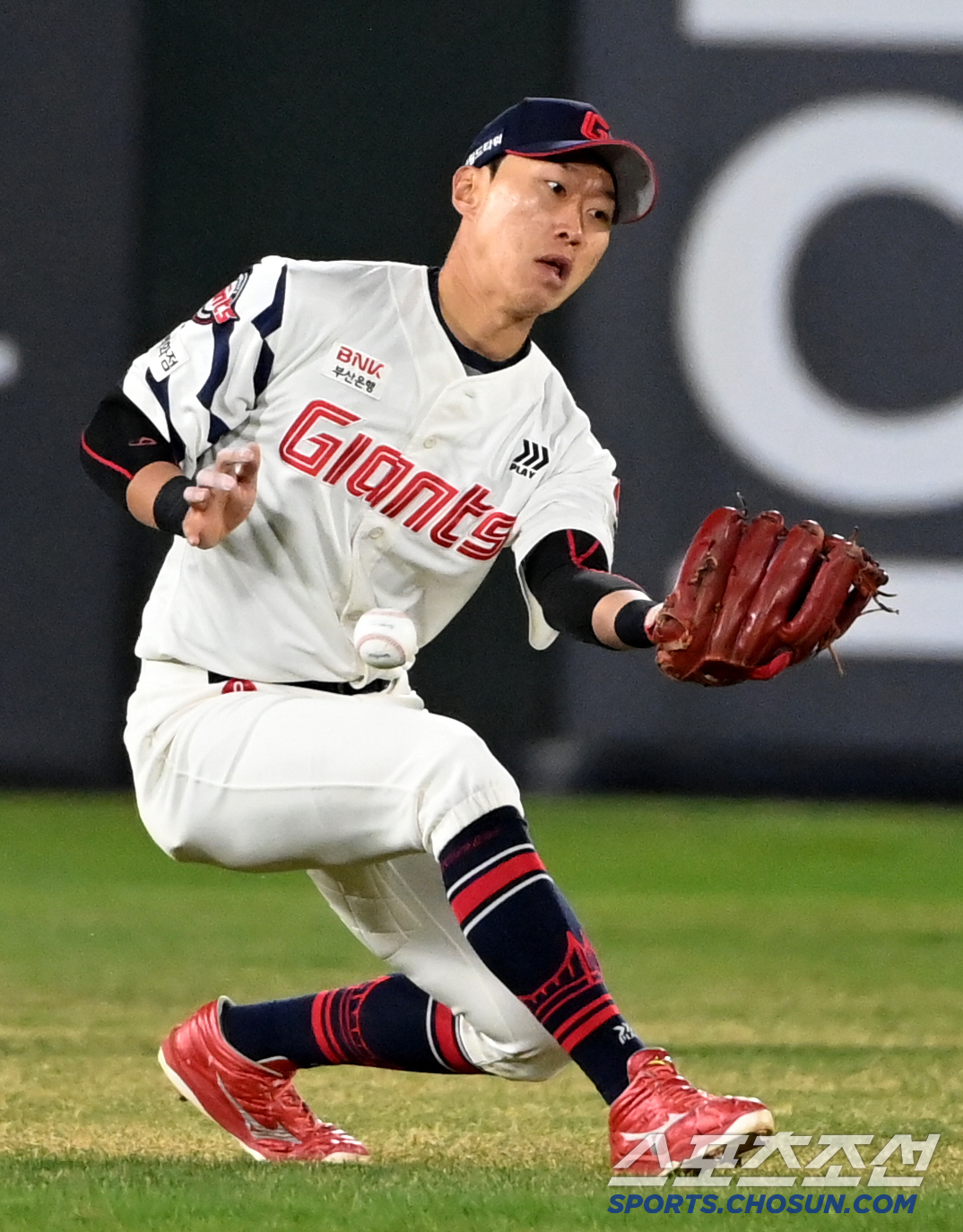 '1G 2실책+안타無' 박승욱, 12일만의 1군 복귀→하루만에 2군행…박…