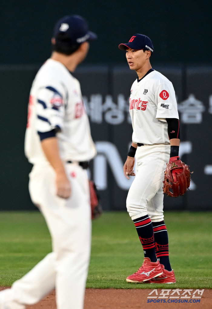 '1G 2실책+안타無' 박승욱, 12일만의 1군 복귀→하루만에 2군행…박…
