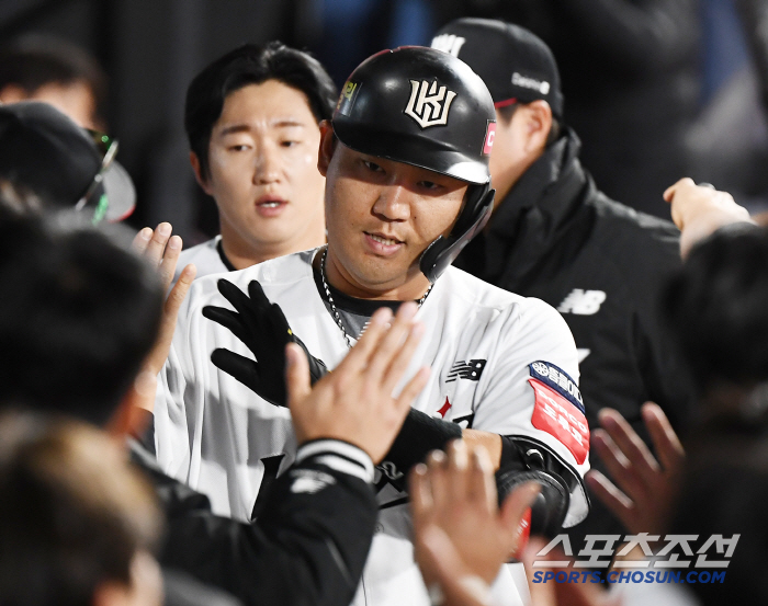 역시 많이 써야 돼! 박영현 연투 세이브! → KT, 4-1 NC 제압하…