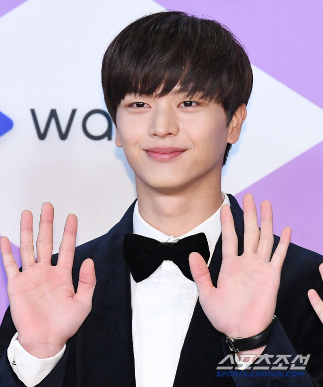 [SC리뷰] 육성재 "연예계 양아치 많아, '비투비 듣보잡' 소리에 오디션 중단"