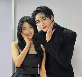 변우석, 김혜윤 만난다…‘선업튀’ 1주년에 터진 희소식 [공식]
