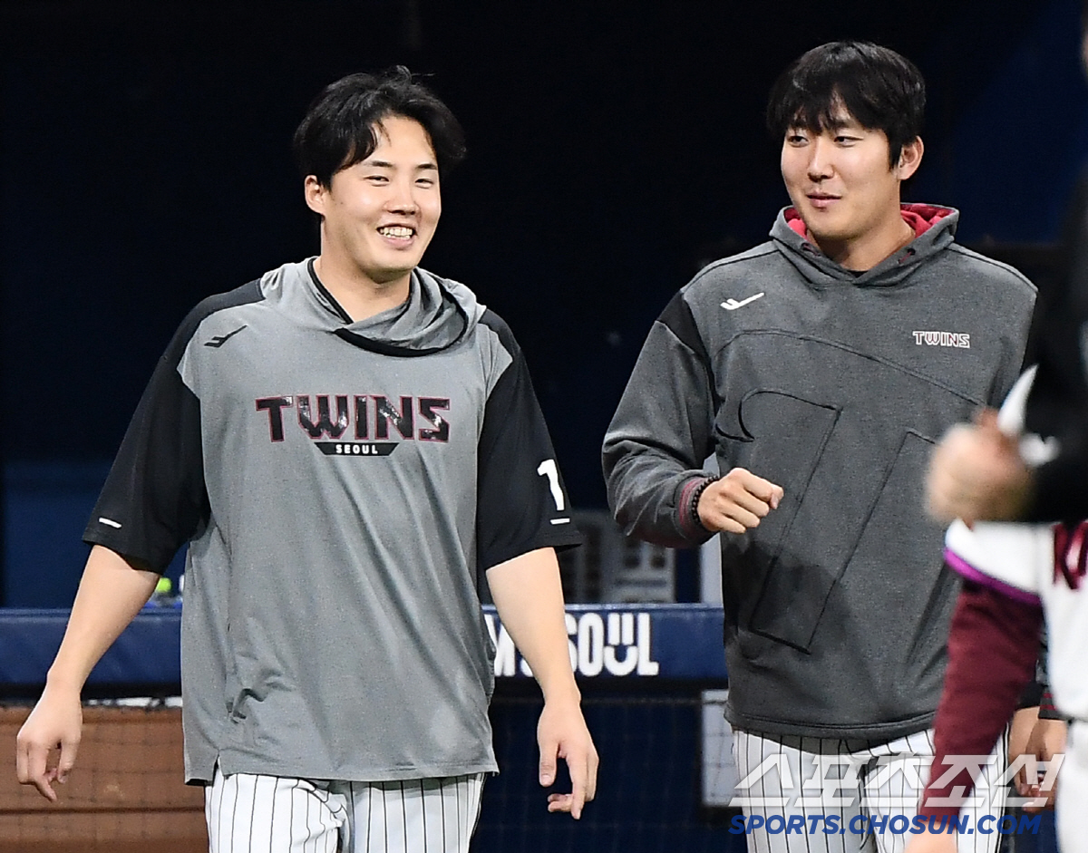 '이러다 국내 원투 펀치가 30승 하겠네.' 손주영-임찬규 나란히 3승 …