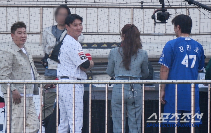 어디론가 불려가는 강민호와 장성우, 한창 훈련할 시간에 왜? [수원 스케…