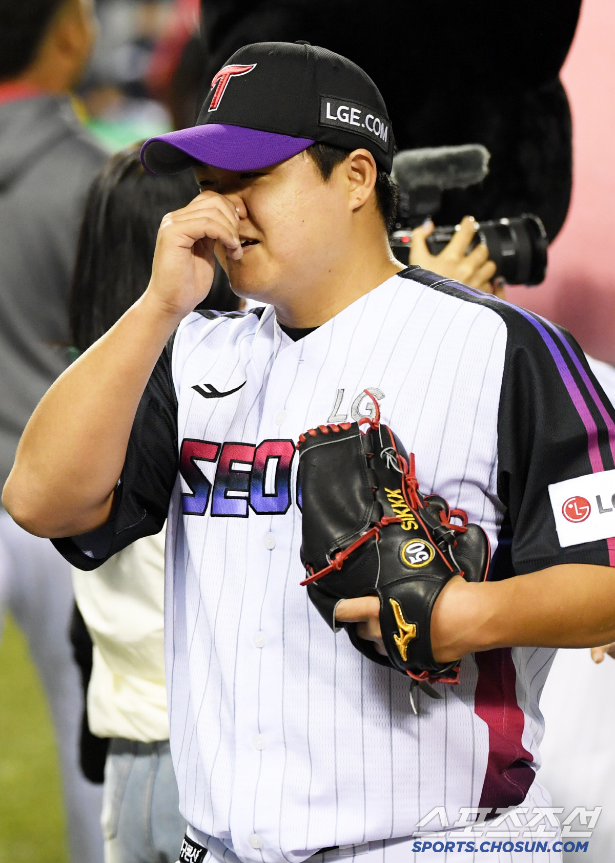 감독 퇴장→역전 스리런→52억 FA 첫 세이브. "뒤집을 수 있다고 생각…