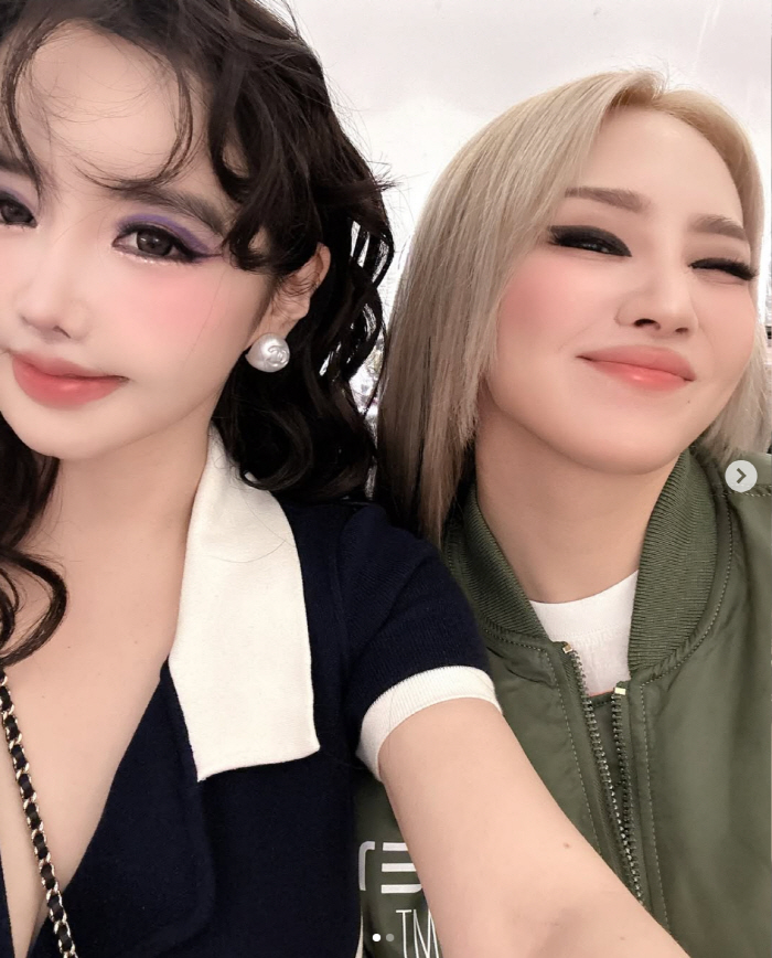 박봄, 또 얼굴 달라졌다고?.."필터 아냐, 화장 한 것" 논란 해명