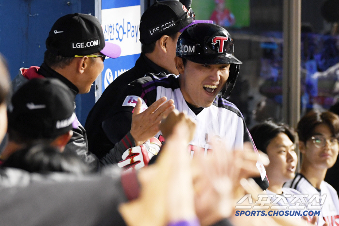 '감독 퇴장에 울컥→이기자 다짐→노림수 역전포' 이래서 65억 안아까운 …