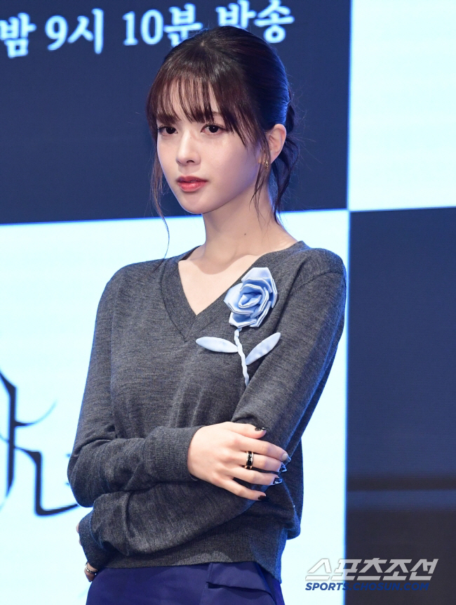 노정의, 39kg인데 "집안이 대식가, 평생 국그릇에 밥 먹어" ('혤스클럽')
